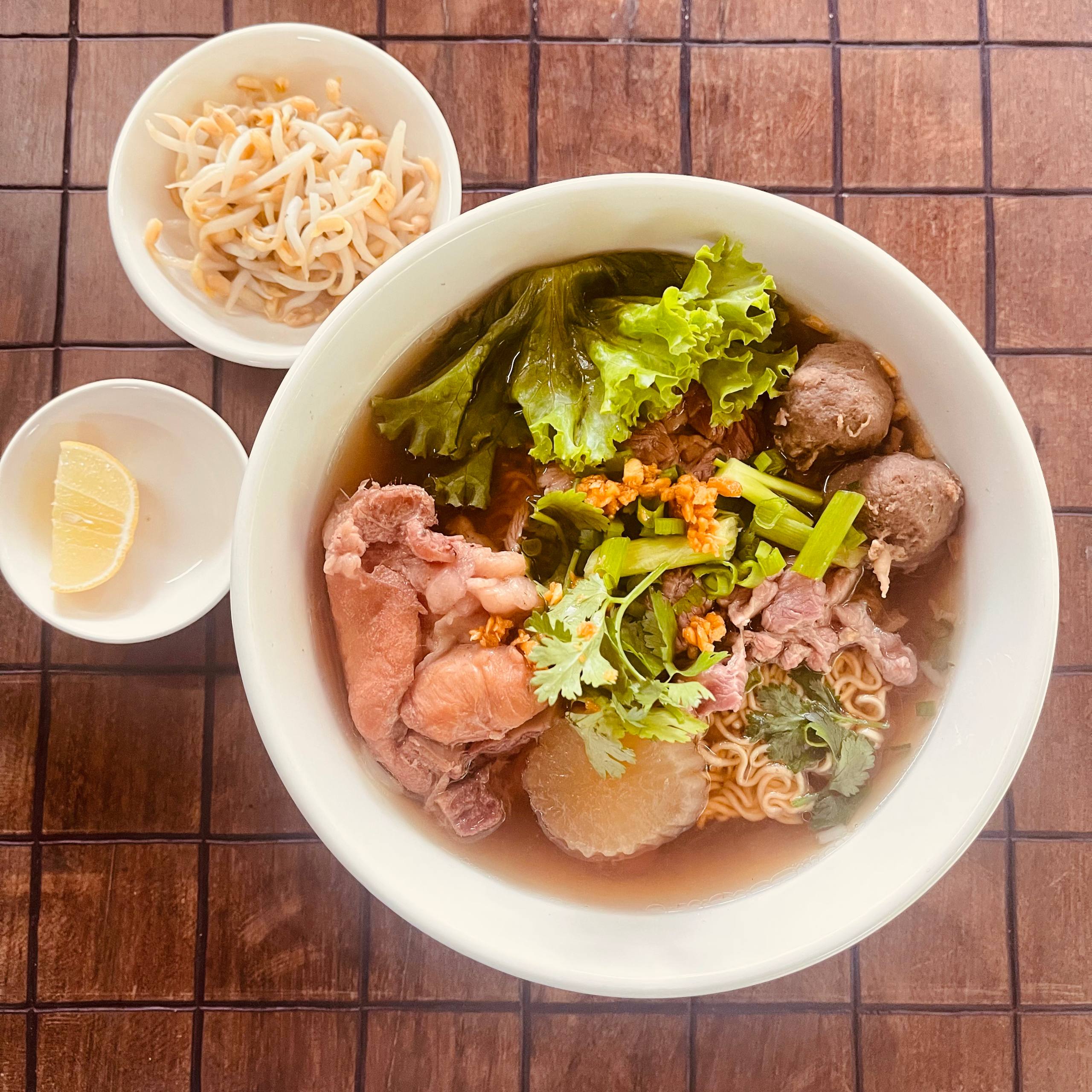 Instant Noodles with Beef